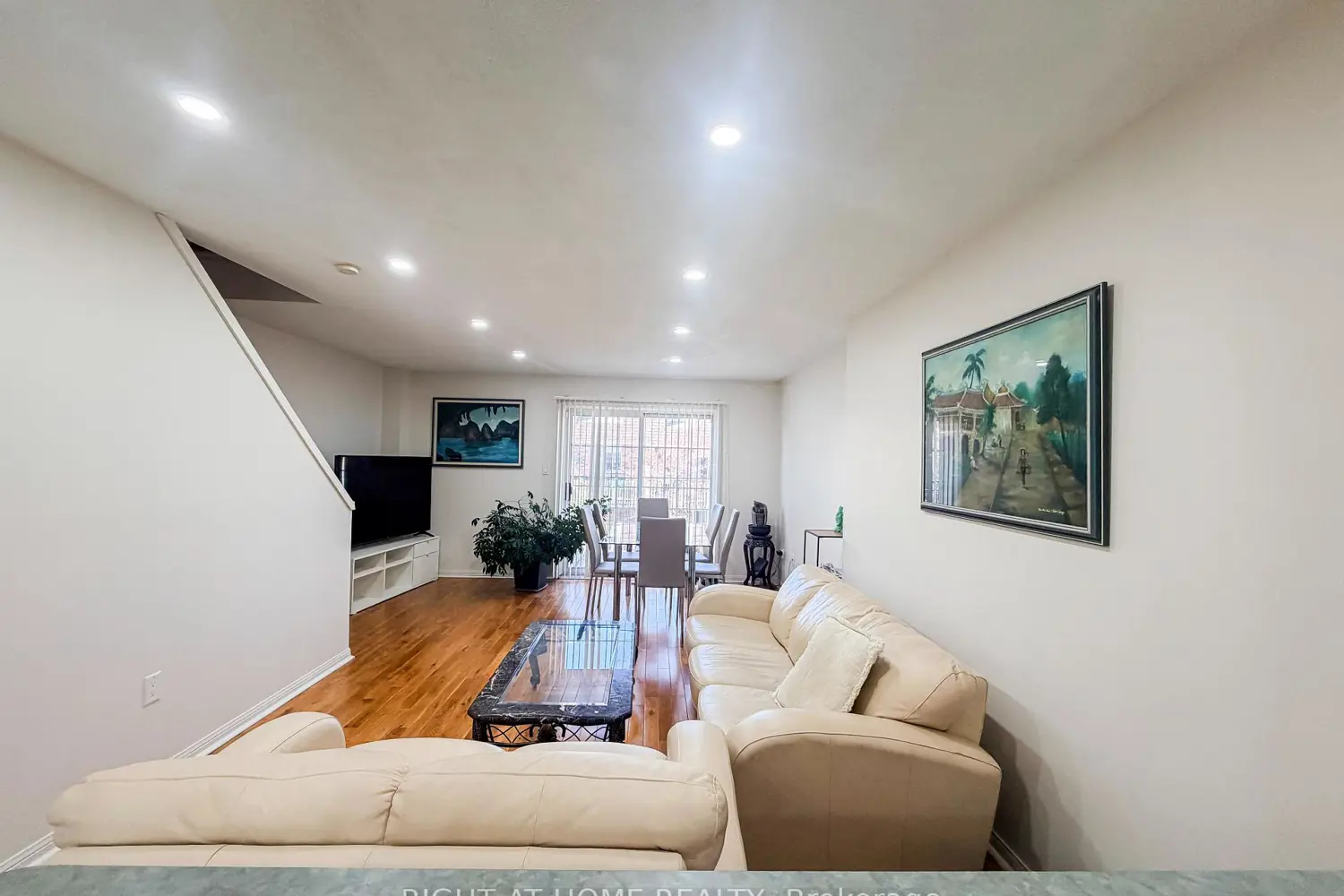 Additional image 9 of 1525 South Parade Court 28