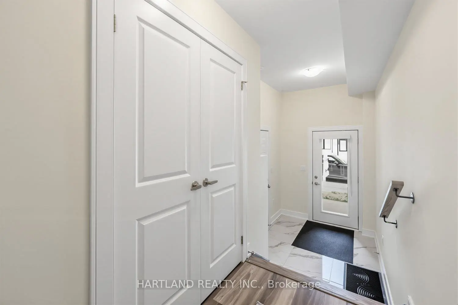 Additional image 2 of 1695 Dersan Street 505