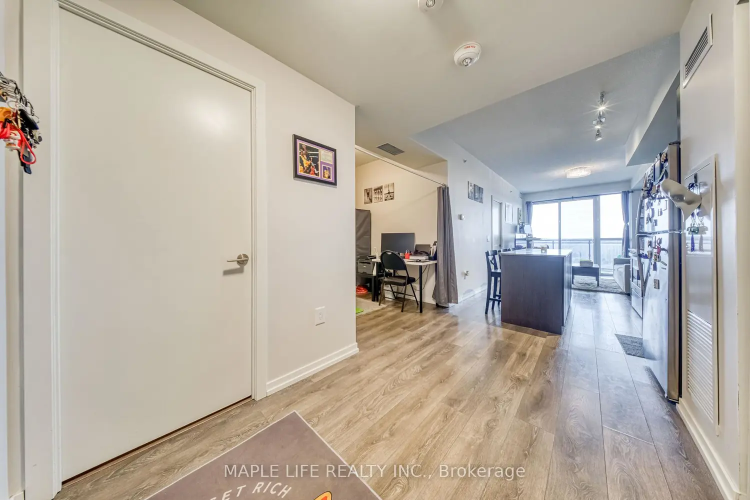 Additional image 3 of 3237 Bayview Avenue 804