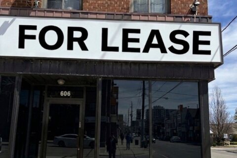 Additional image 7 of 606 Trethewey Drive, Toronto, ON, M6M 4B4