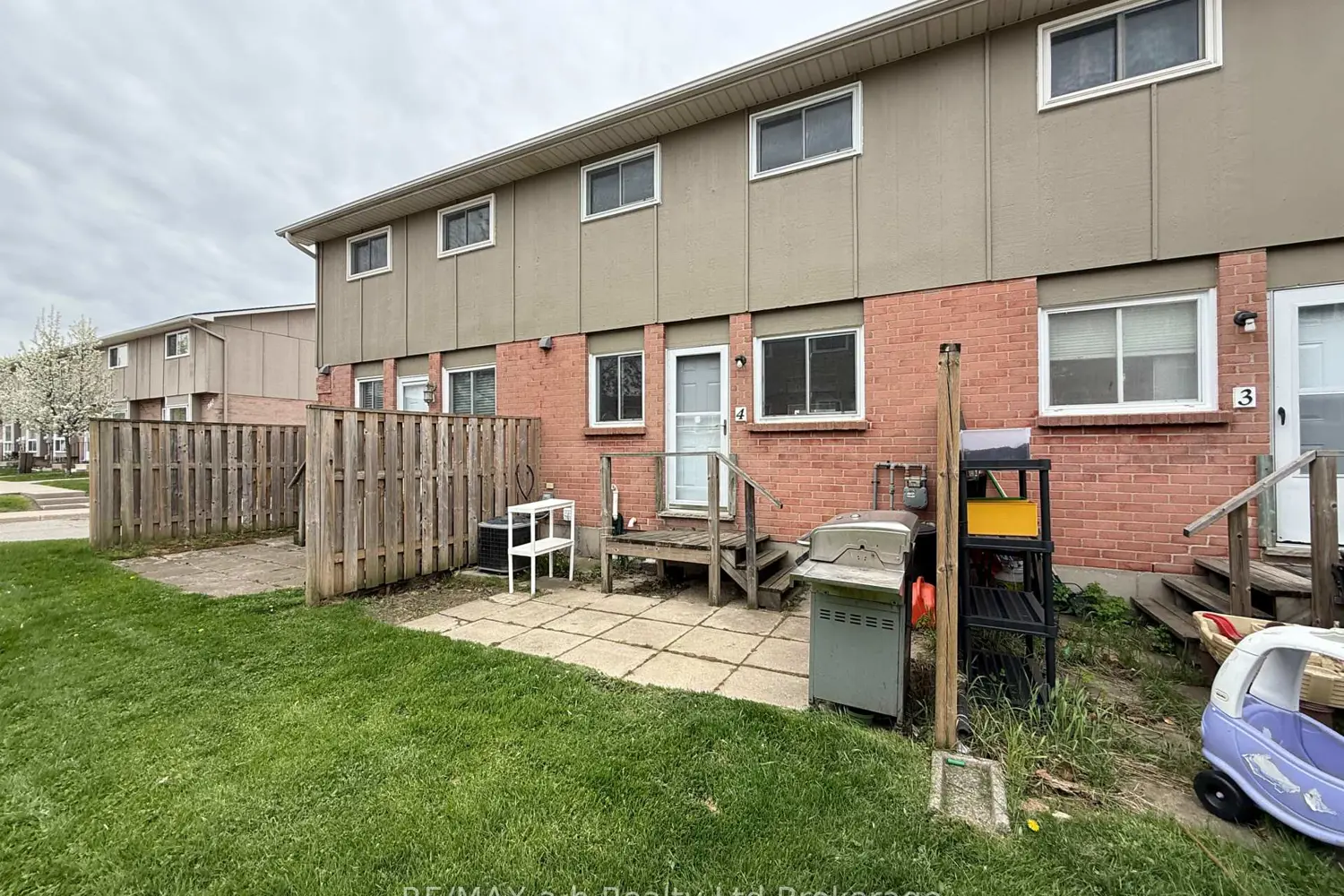 Additional image 16 of 394 Springbank Avenue 4