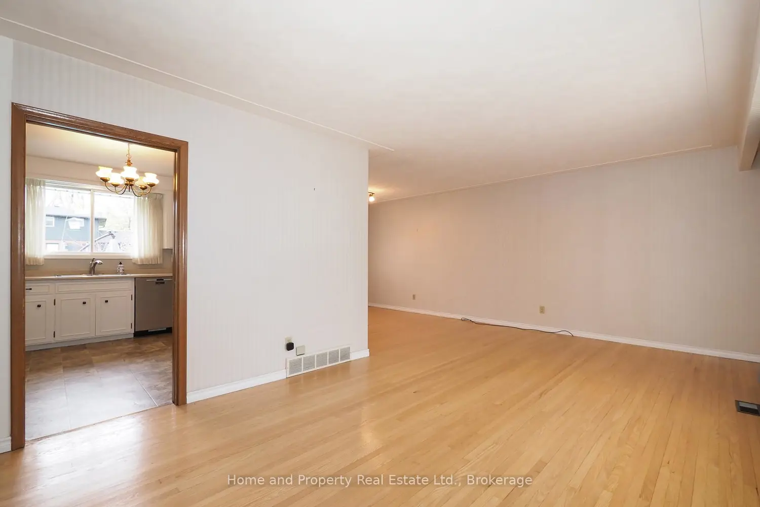 Additional image 4 of 76 Cloverdale Crescent