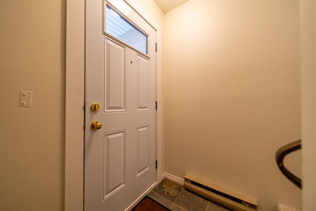 Additional image 4 of 1415-13104 Elbow Drive SW, Calgary, AB, T2W 2S6