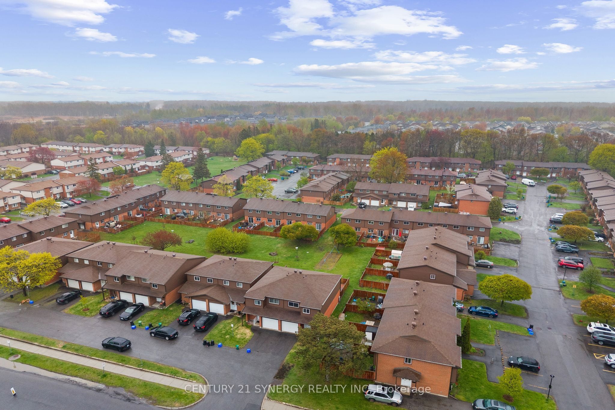 Additional image 3 of 22-1536 Queensdale Avenue, Ottawa, ON, K1T 1R7
