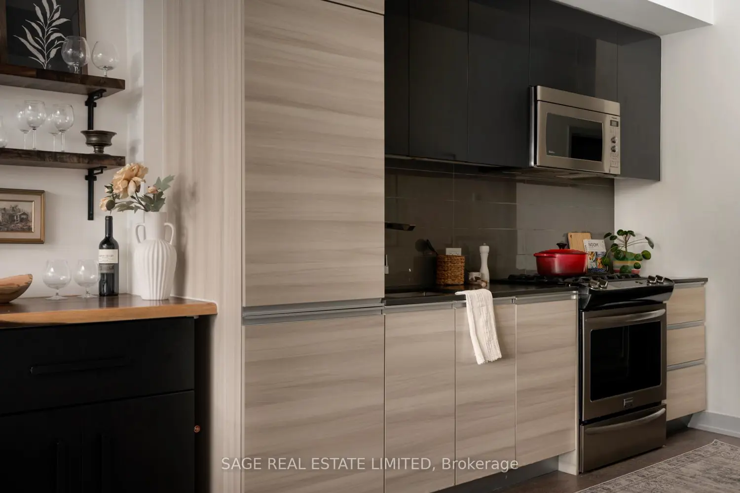 Additional image 15 of 1238 Dundas Street 403