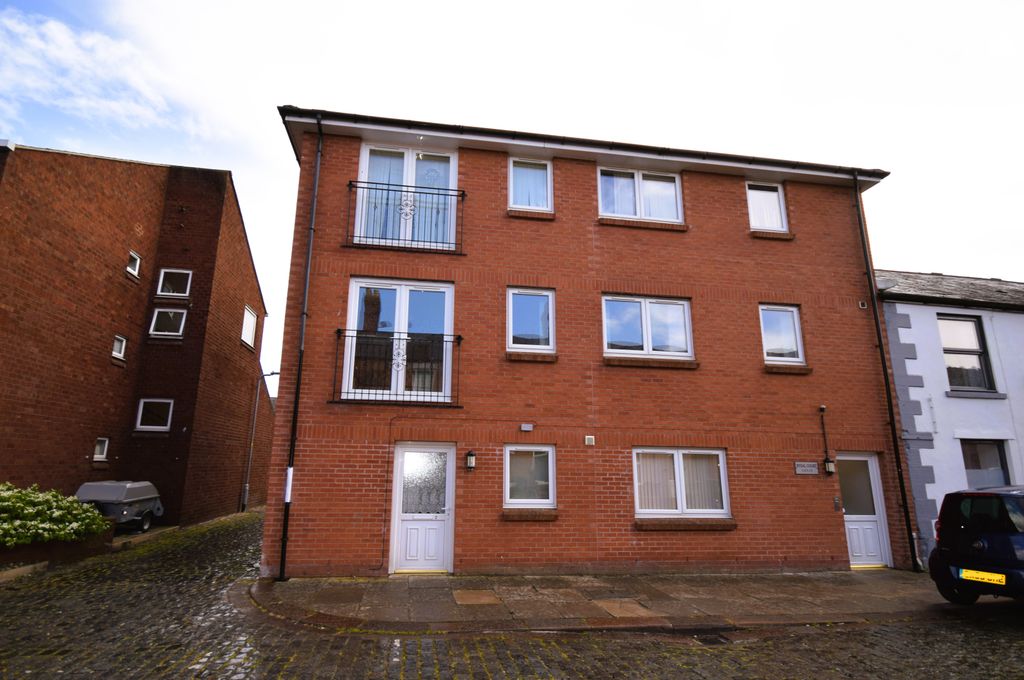 2 bed flat to rentSouth Henry Street, Carlisle CA1