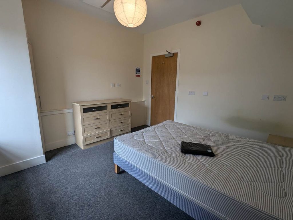 Additional image 16 of 4 bed shared accommodation to rentBank Street, Dundee DD1
