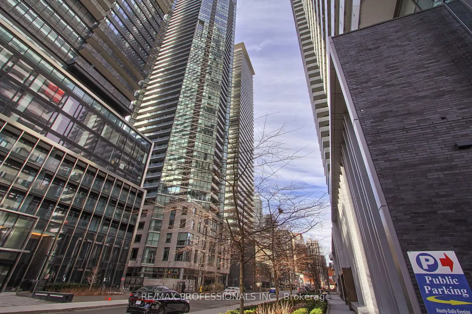 Additional image 19 of 33 Charles Street 710