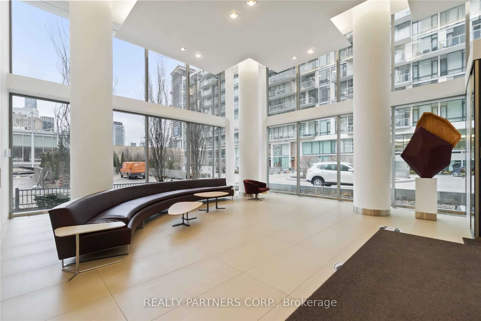 Additional image 4 of 426-39 Queens Quay E, Toronto, ON, M5E 0A5