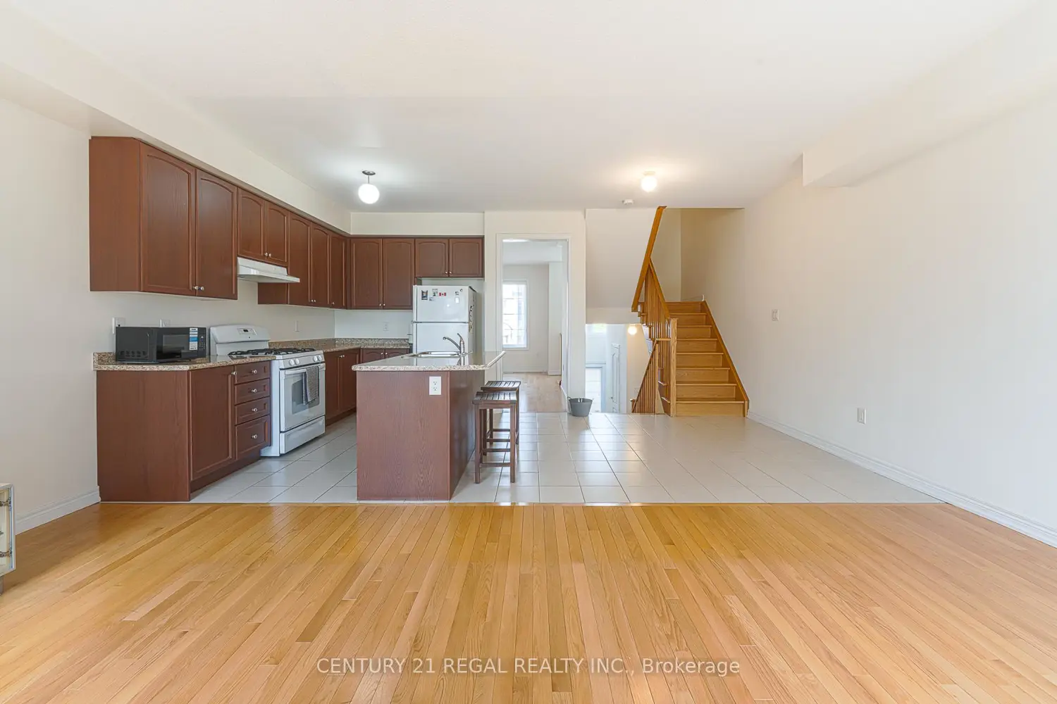 Additional image 12 of 27 Belanger Crescent
