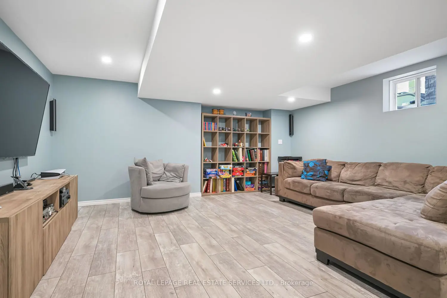 Additional image 14 of 62 Hoey Crescent