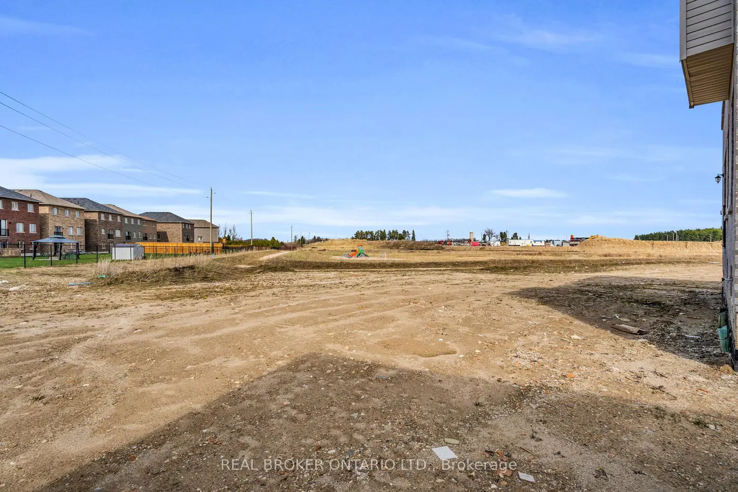 Additional image 19 of 430 Vandusen Avenue