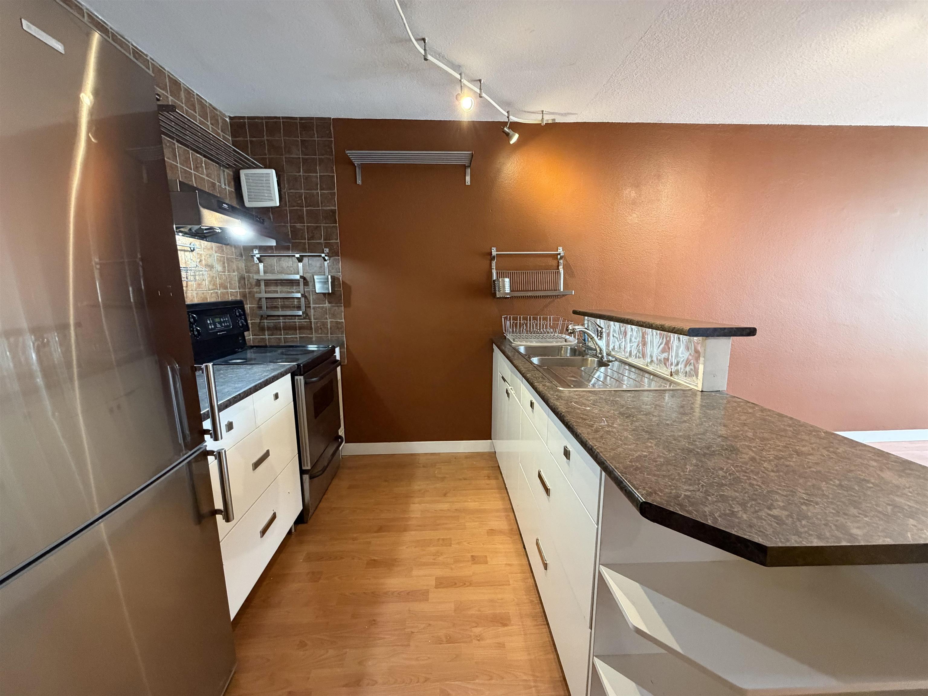 Additional image 4 of 506-1330 Burrard Street, Vancouver, BC, V6Z 2B8