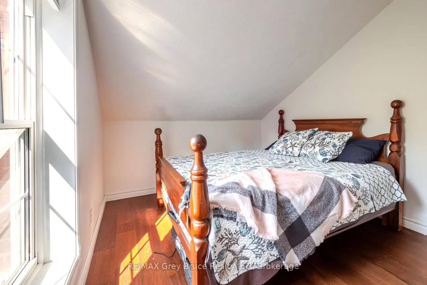 Additional image 12 of 735 5Th Avenue