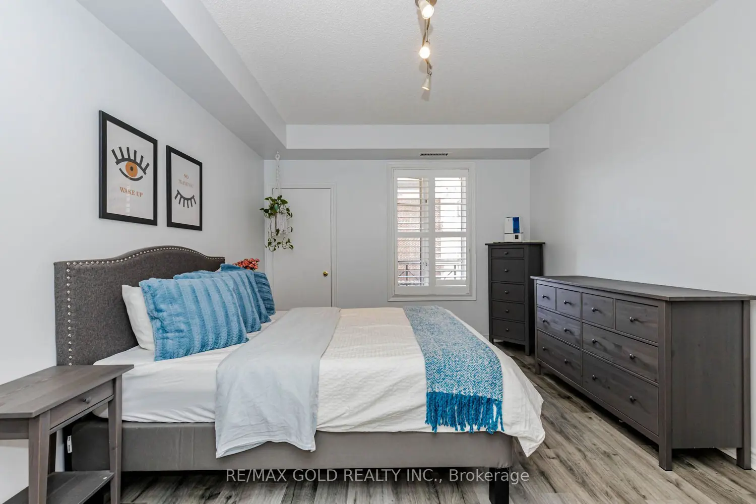 Additional image 16 of 3351 Cawthra Road 223