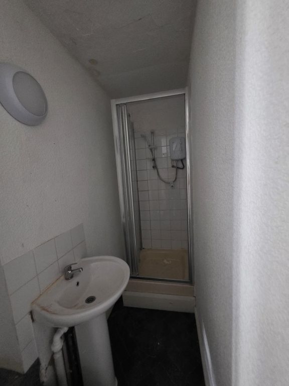 Additional image 9 of 1 bed flat to rentVaughan Street, Llandudno LL30