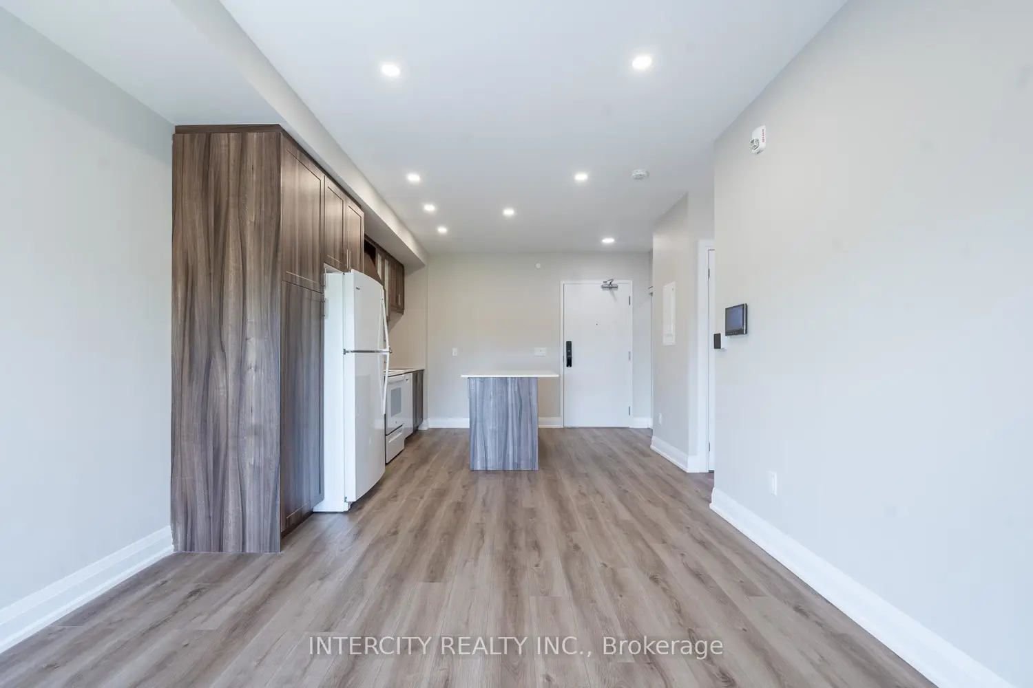 Additional image 2 of 50 Herrick Avenue 327