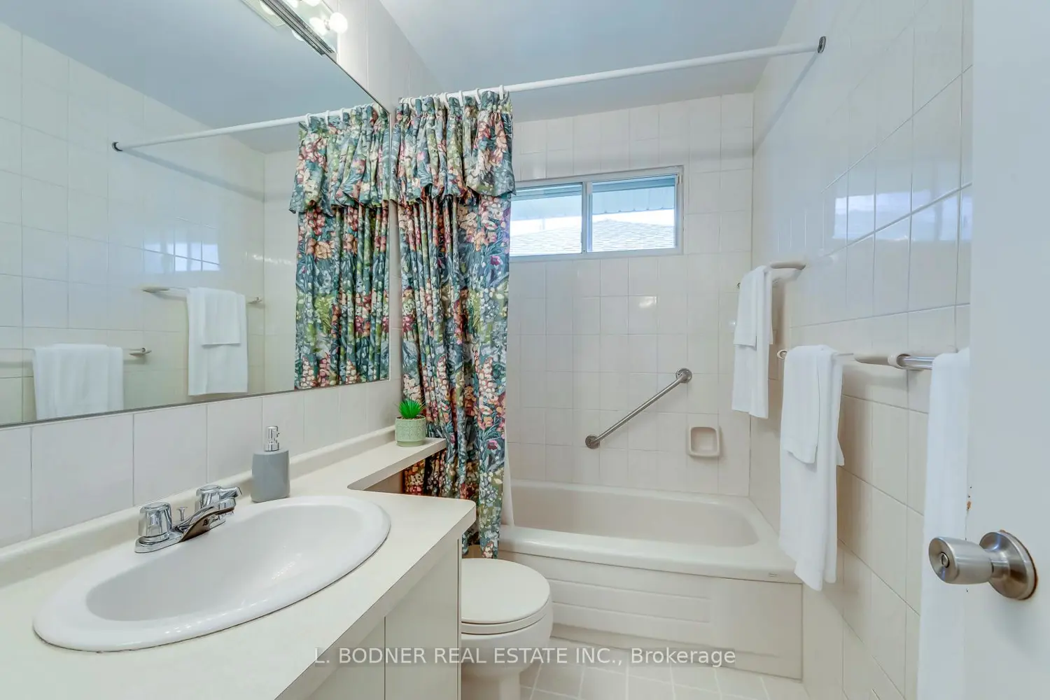 Additional image 11 of 84 Ravenscrest Drive