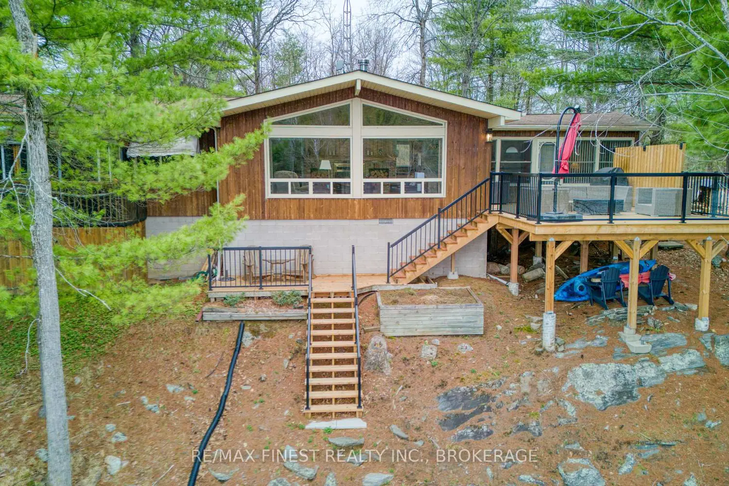 1046 Turner Way