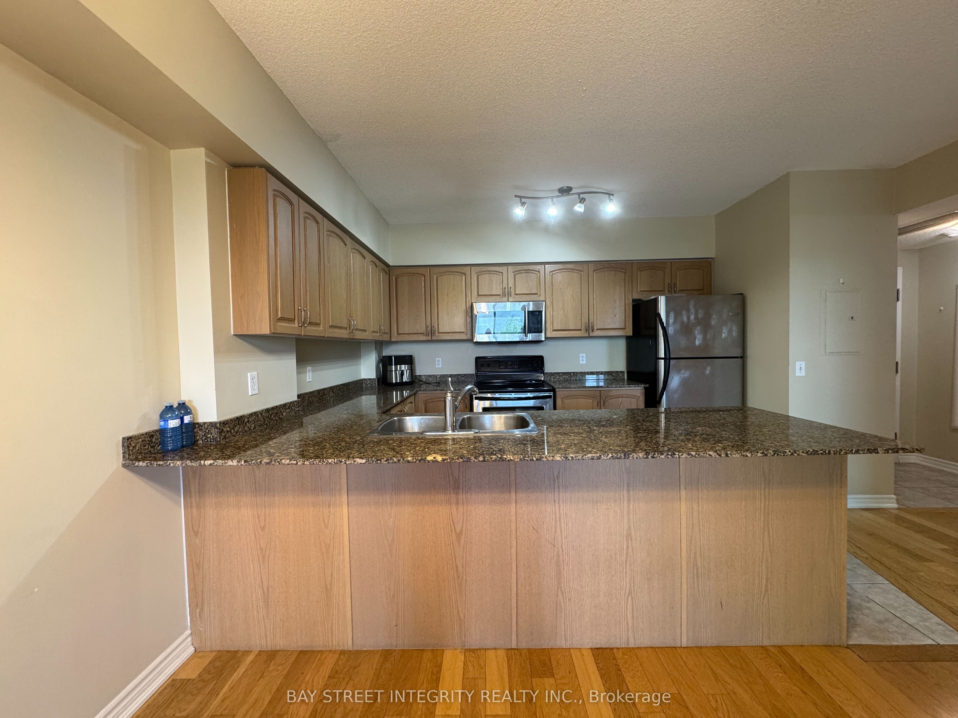 Additional image 5 of 402-47 Caroline Street N, Hamilton, ON, L8R 2R6