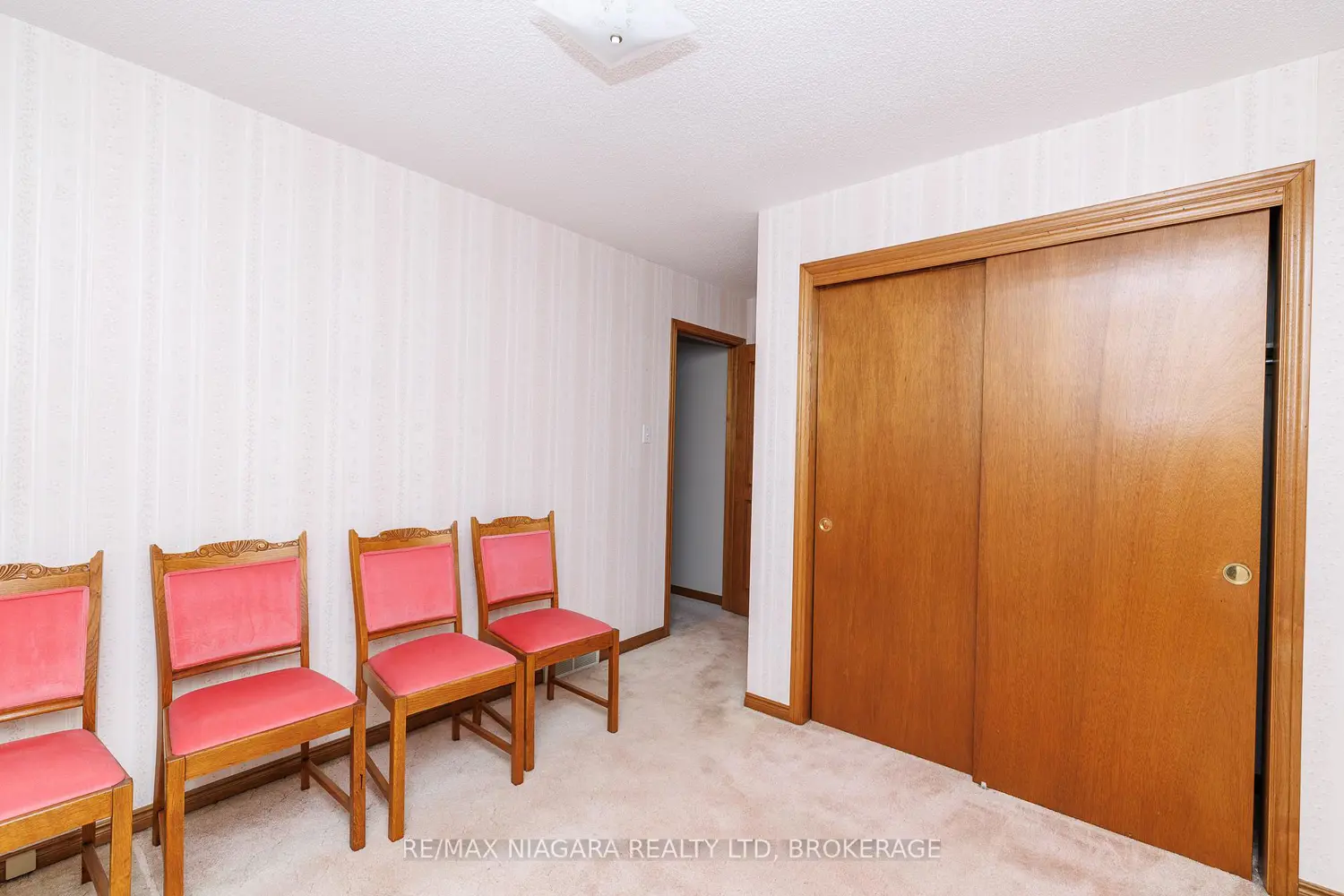 Additional image 8 of 7821 Windfield Street