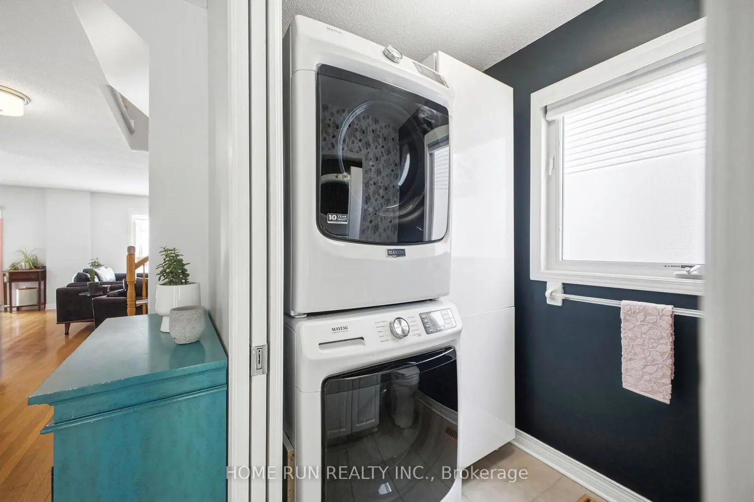 115 Beaumont Avenue photo 4