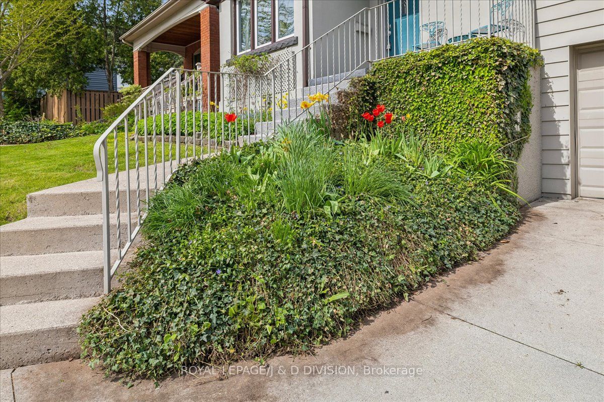 Additional image 4 of 32 Miles Court, Hamilton, ON, L8P 4G6