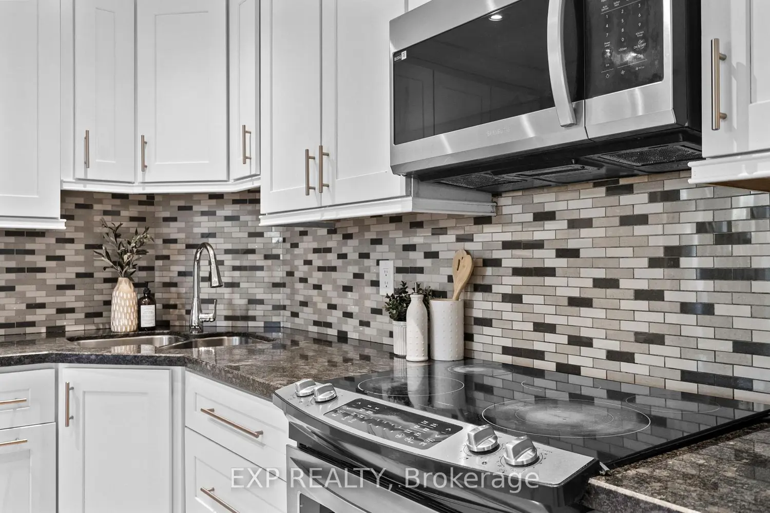 Additional image 3 of 5536 Montevideo Road 14