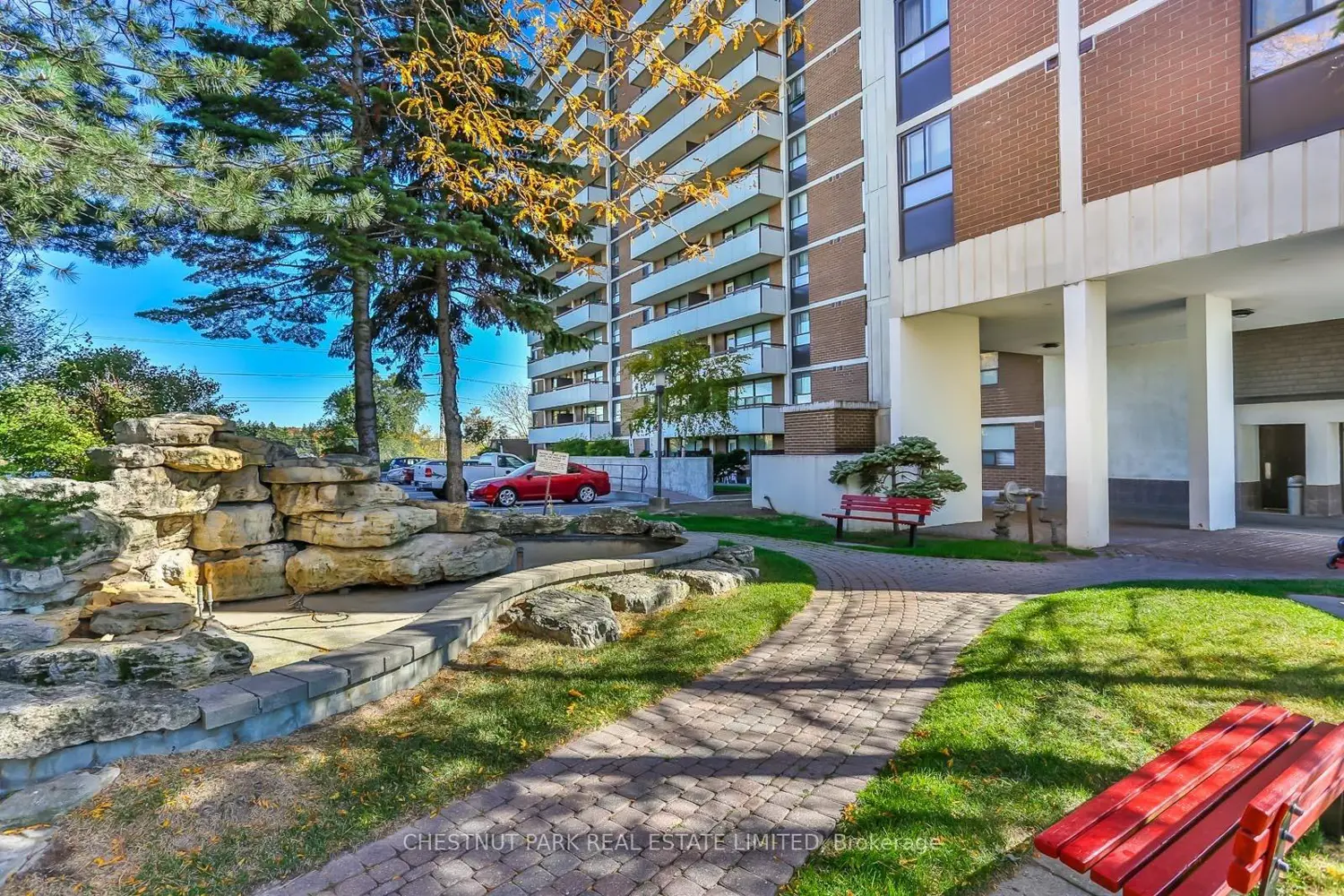 Additional image 14 of 541 Blackthorn Avenue 1210