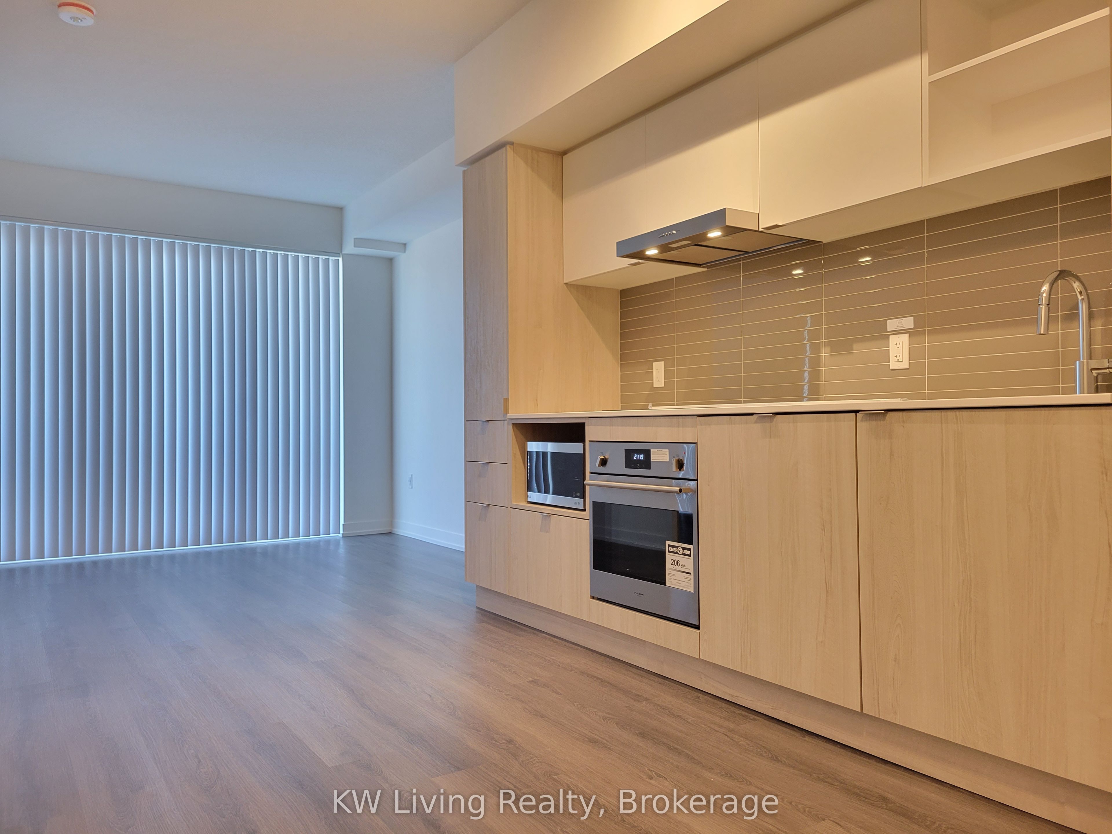 Additional image 3 of 1605-138 Downes Street, Toronto, ON, M5E 0E4