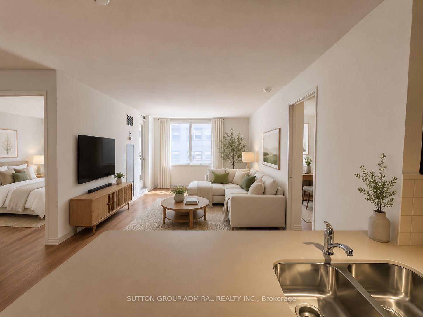 403-736 Bay Street, Toronto, ON, M5G 2M4