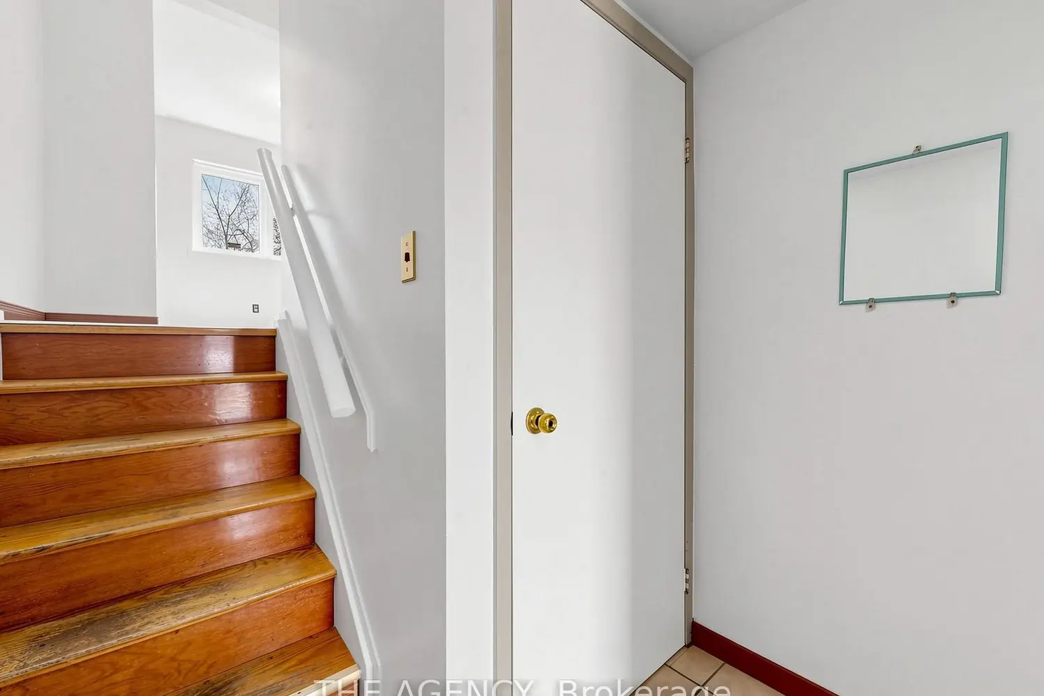 Additional image 9 of 1559 Albion Road #33