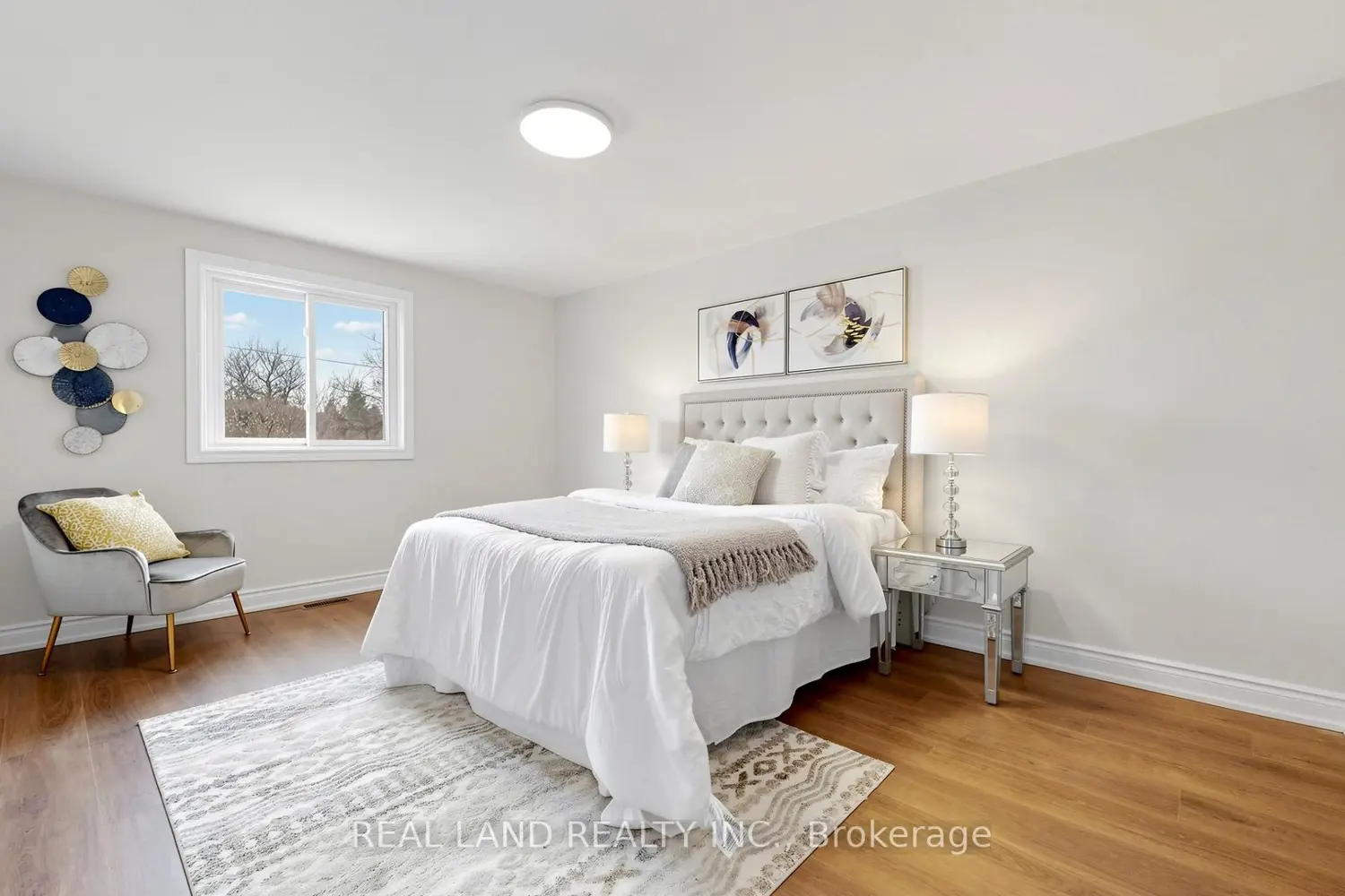 Additional image 9 of 54 Marblemount Crescent