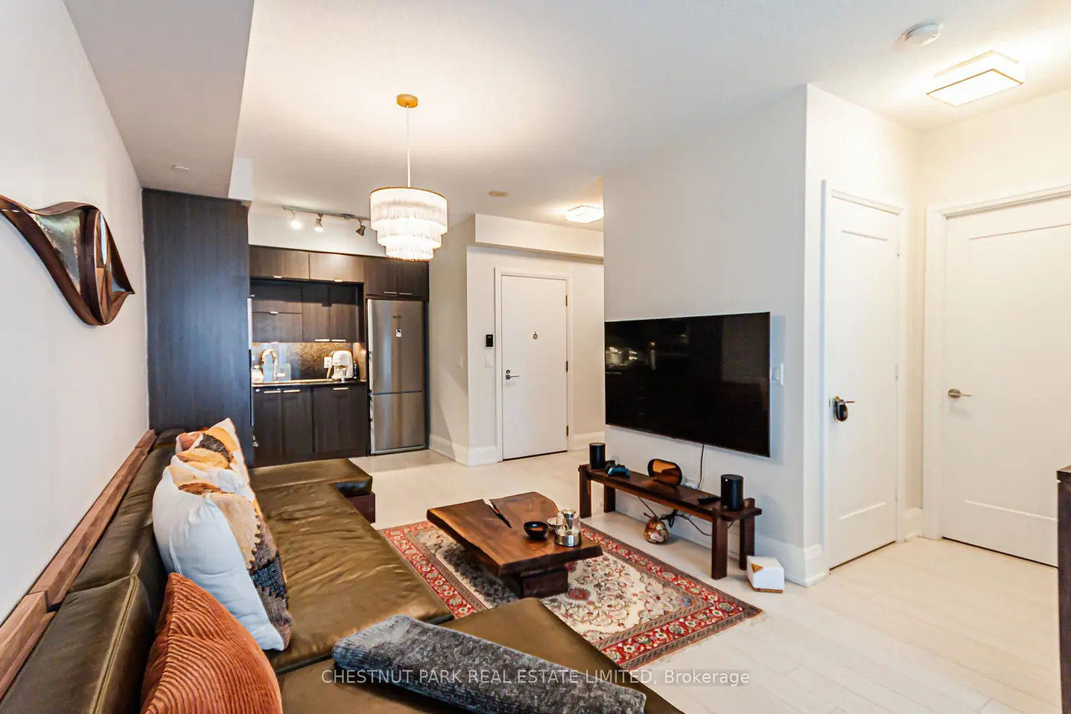 Additional image 7 of 120 Harrison Garden Boulevard 1801