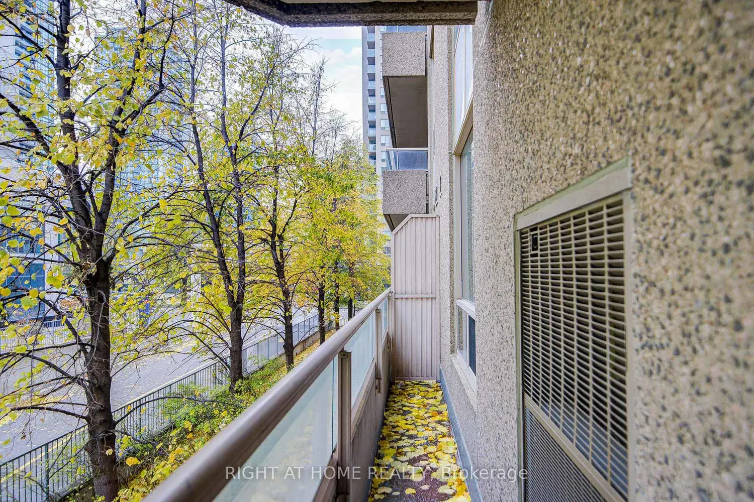 Additional image 14 of 35 Empress Avenue 207