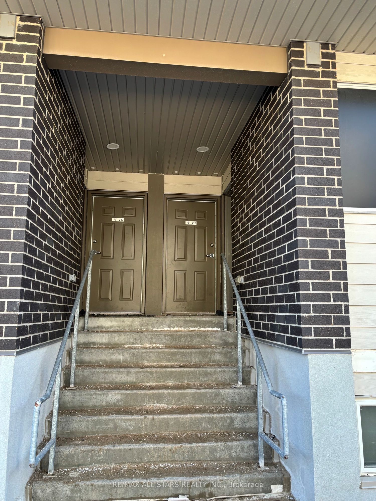 Additional image 4 of 216-338 Albert Street, Waterloo, ON, N2L 3T8