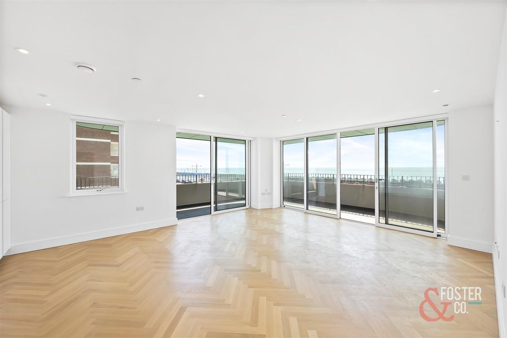 Additional image 3 of 2 bed flat to rentKingsway, Hove BN3