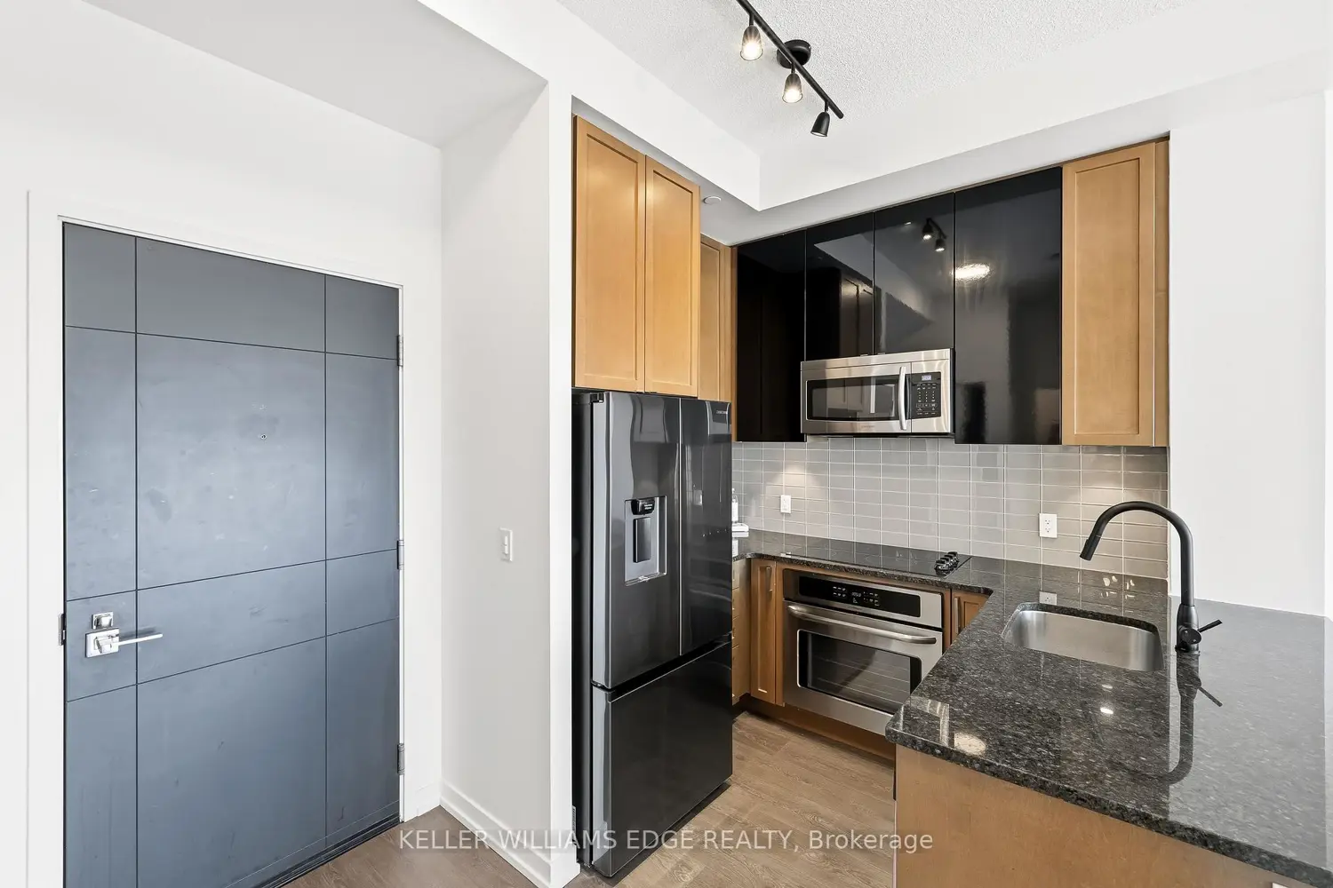 Additional image 5 of 89 Dunfield Avenue 3409