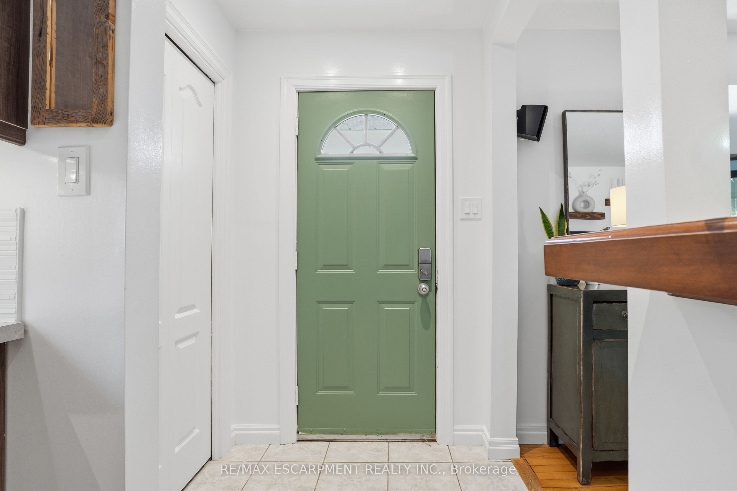 Additional image 4 of 261 Andrew Street, Newmarket, ON, L3Y 1H1