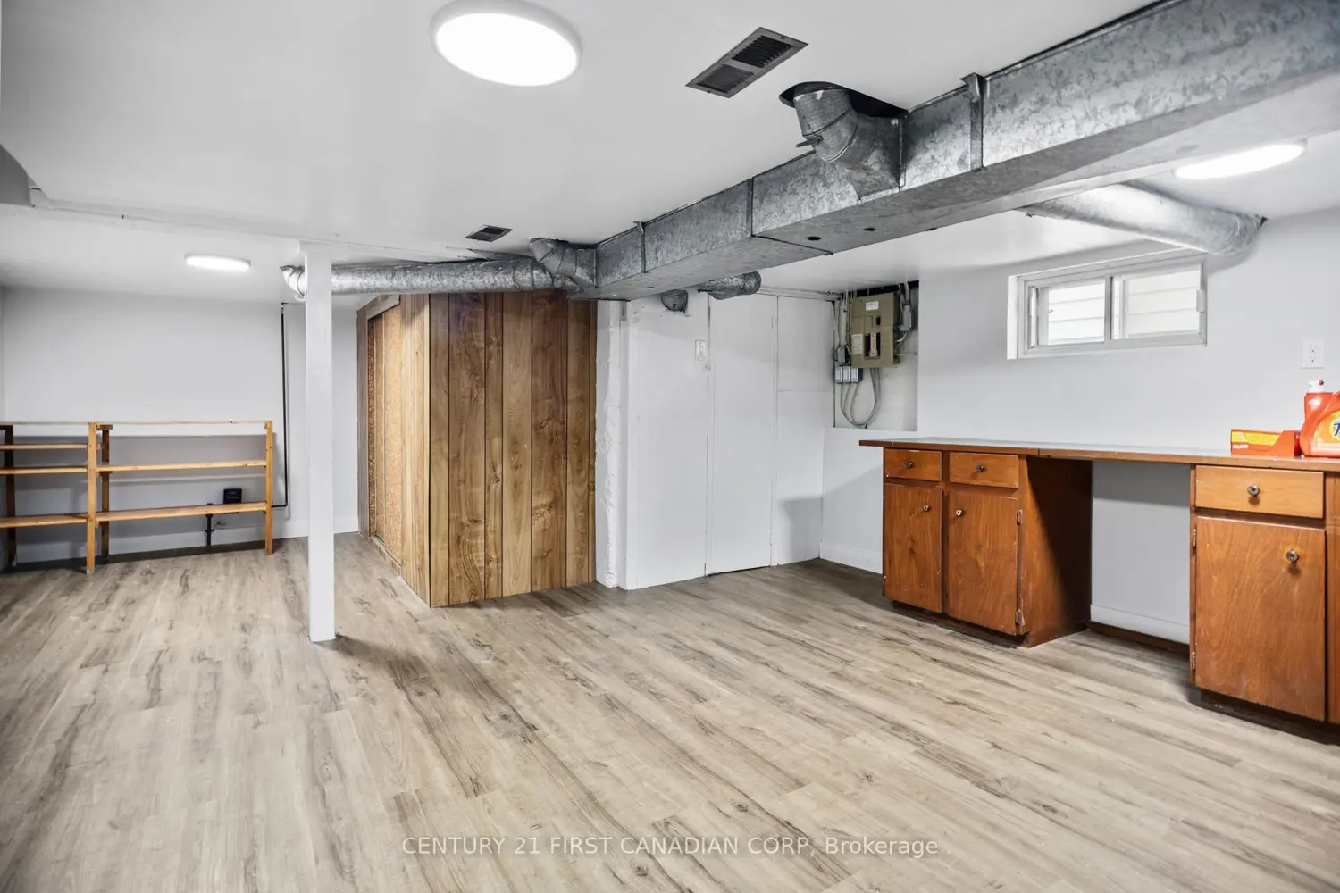 Additional image 17 of 401 Salisbury Street