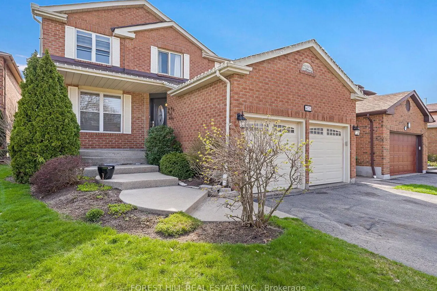 4174 Rossland Crescent