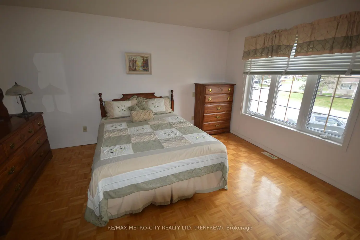 Additional image 6 of 225 Vanier Crescent