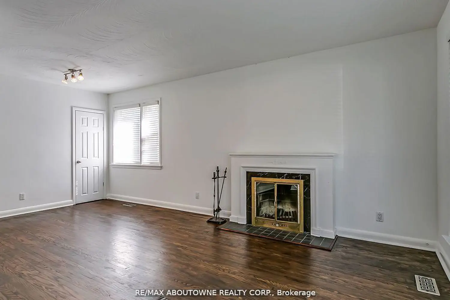 Additional image 5 of 2067 Devon Road