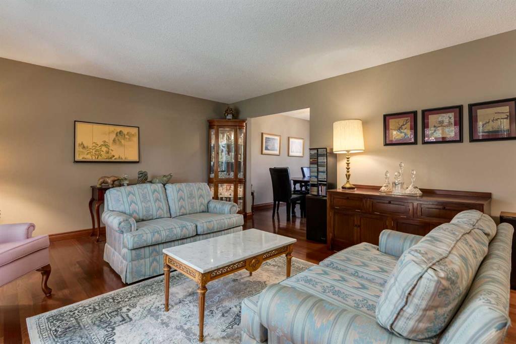 Additional image 6 of 2724 Palliser Drive SW, Calgary, AB, T2V 4G2