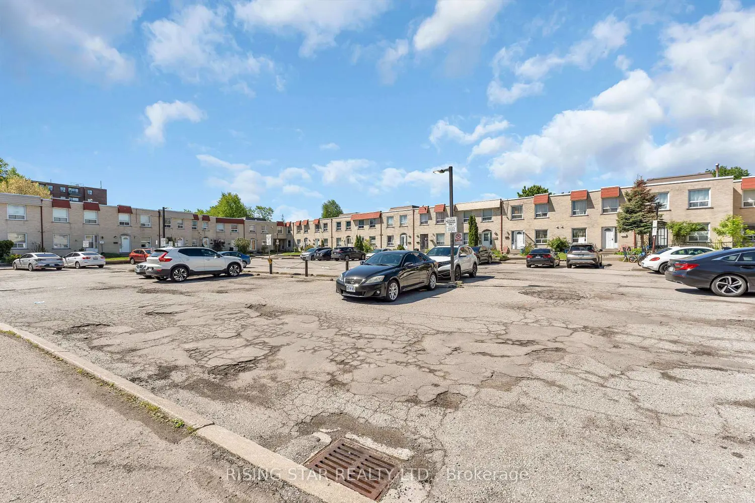 Additional image 19 of 7440 Goreway Drive 2