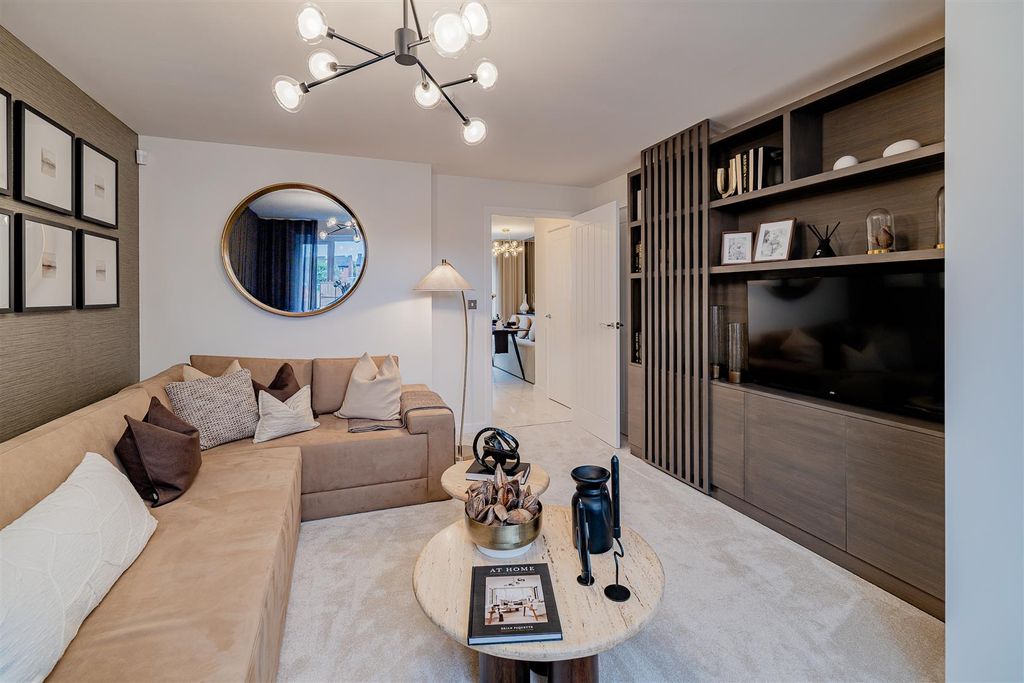 Additional image 3 of 4 bed semi-detached house to rentLiberty Rise, Hull HU9