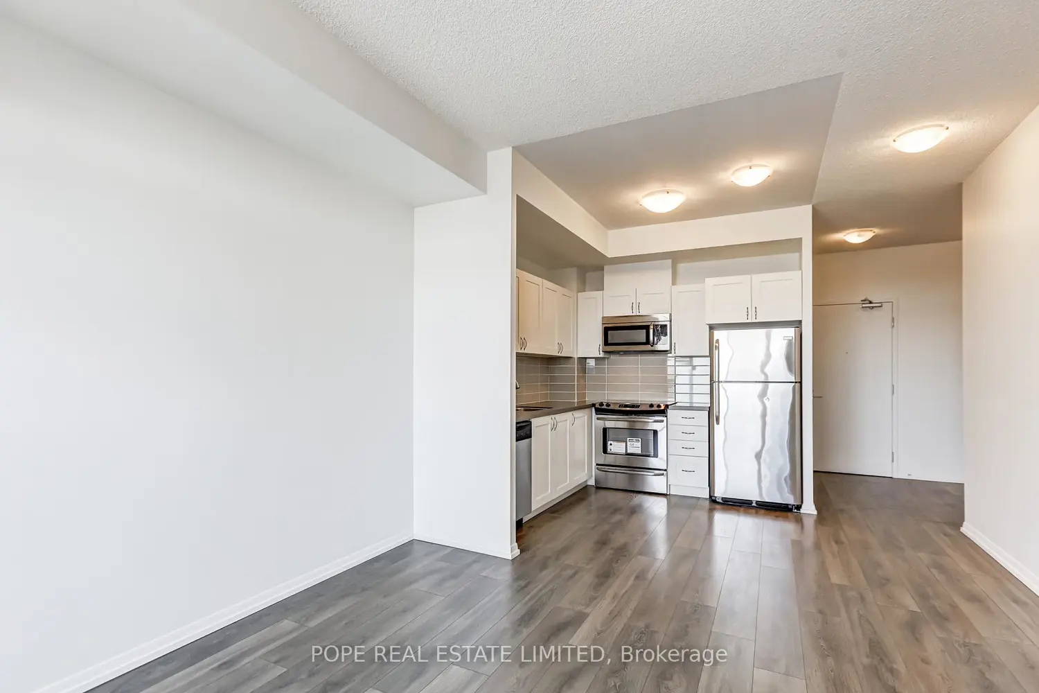 Additional image 9 of 540 Bur Oak Avenue 520