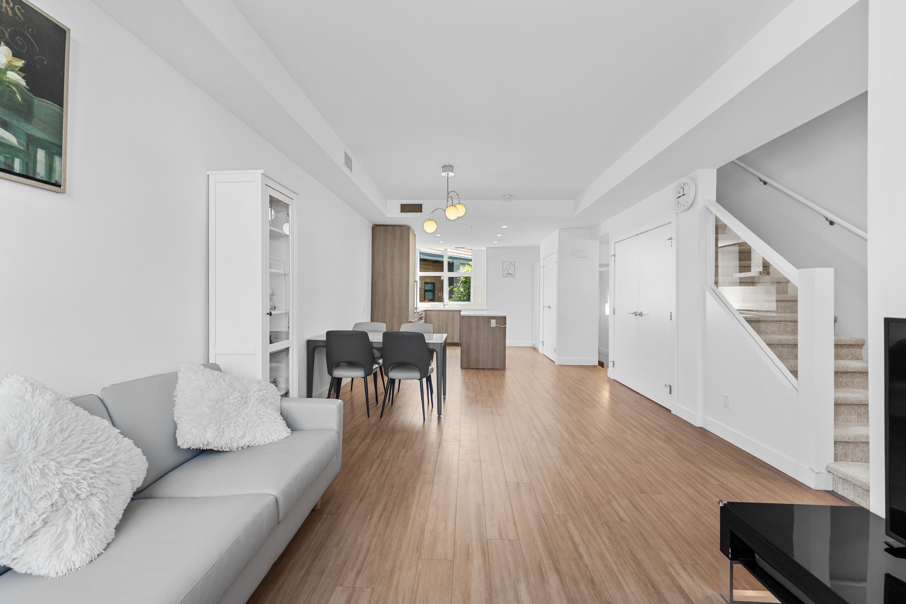 Additional image 3 of 237-2060 Curling Road, North Vancouver, BC, V7P 0E1