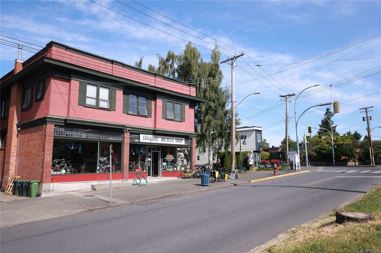 Additional image 5 of 390 Moss Street, Victoria, BC, V8V 4N1