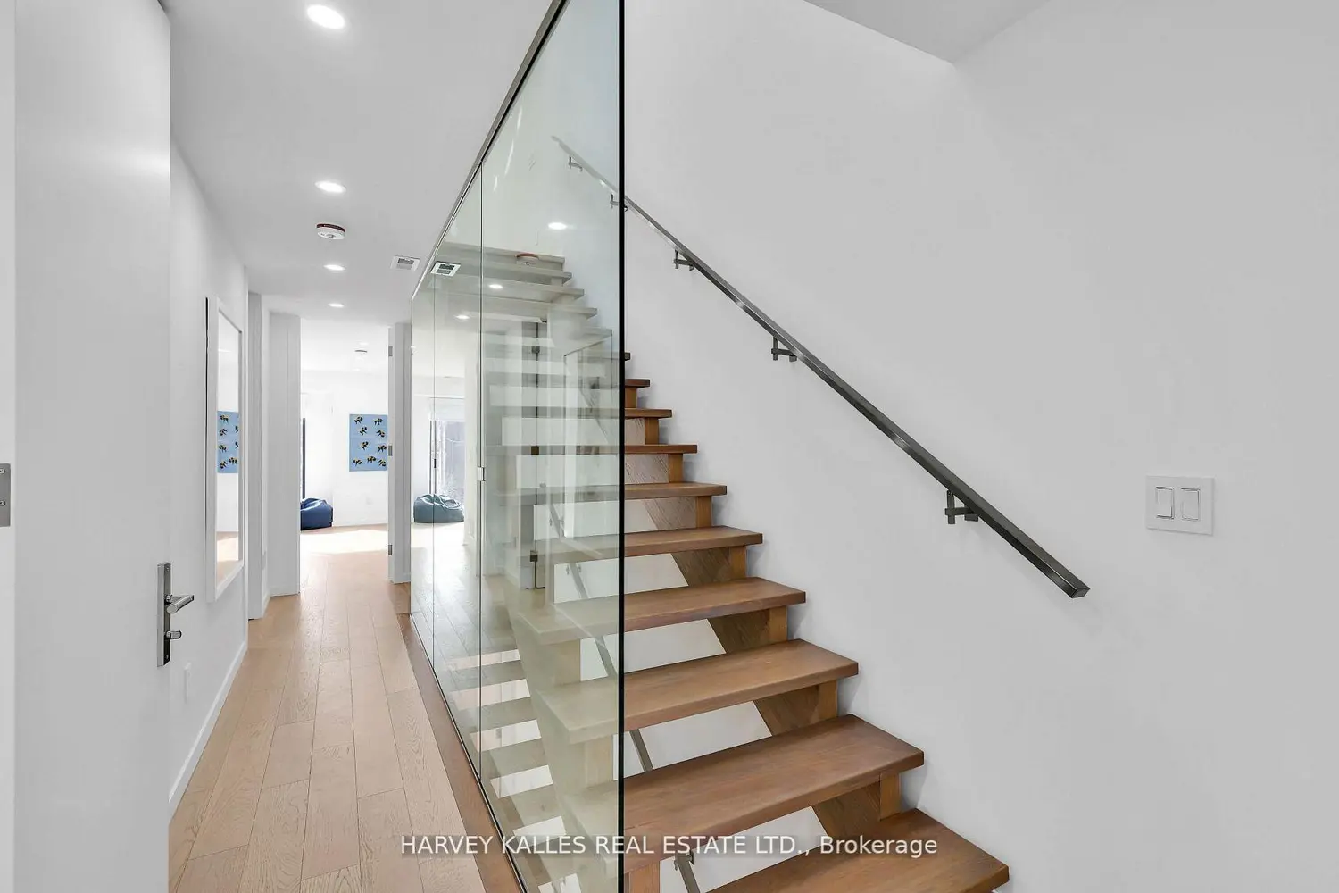 Additional image 6 of 223 Wychwood Avenue